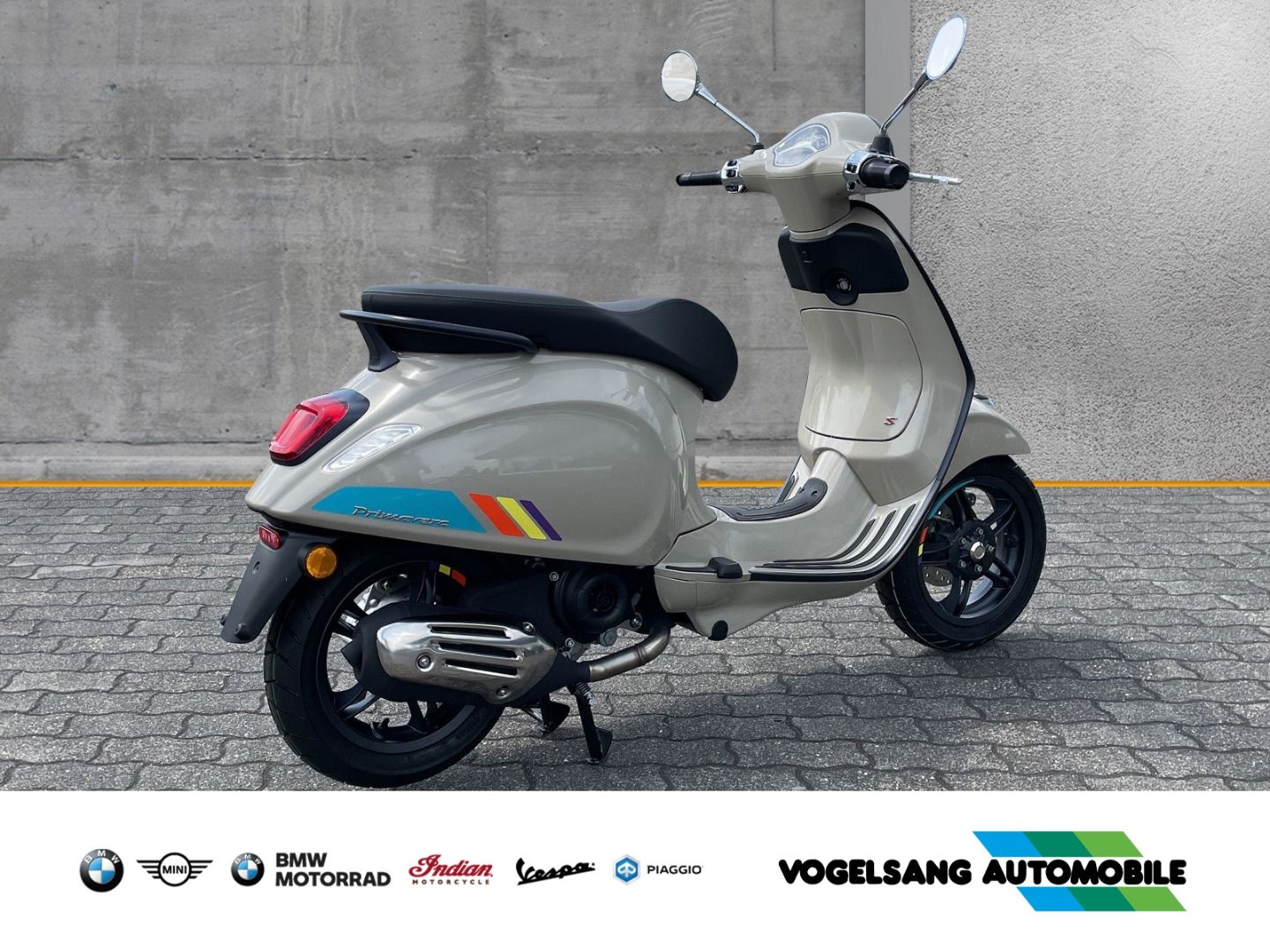 Fahrzeugabbildung Vespa Primavera 50 Modell 2024, LCD-Display, Black Par
