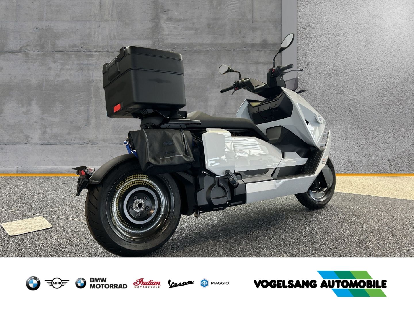 Fahrzeugabbildung BMW CE 04 Dynamik-Paket, Komfort-Paket, Topcase, Sei