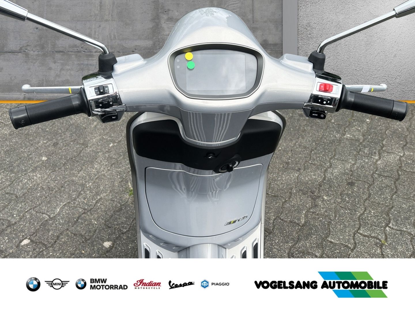 Fahrzeugabbildung Vespa Primavera 125 Tech, Modell 2025, TFT Display, Vo