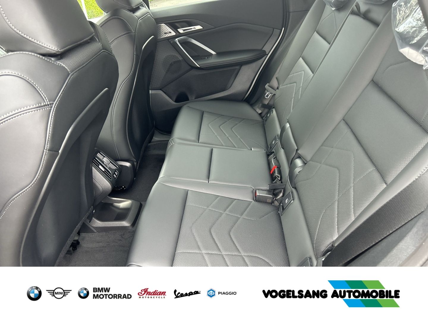 Fahrzeugabbildung BMW iX1 20 eDrive M Sport eDrive20 M Sport Sportpake