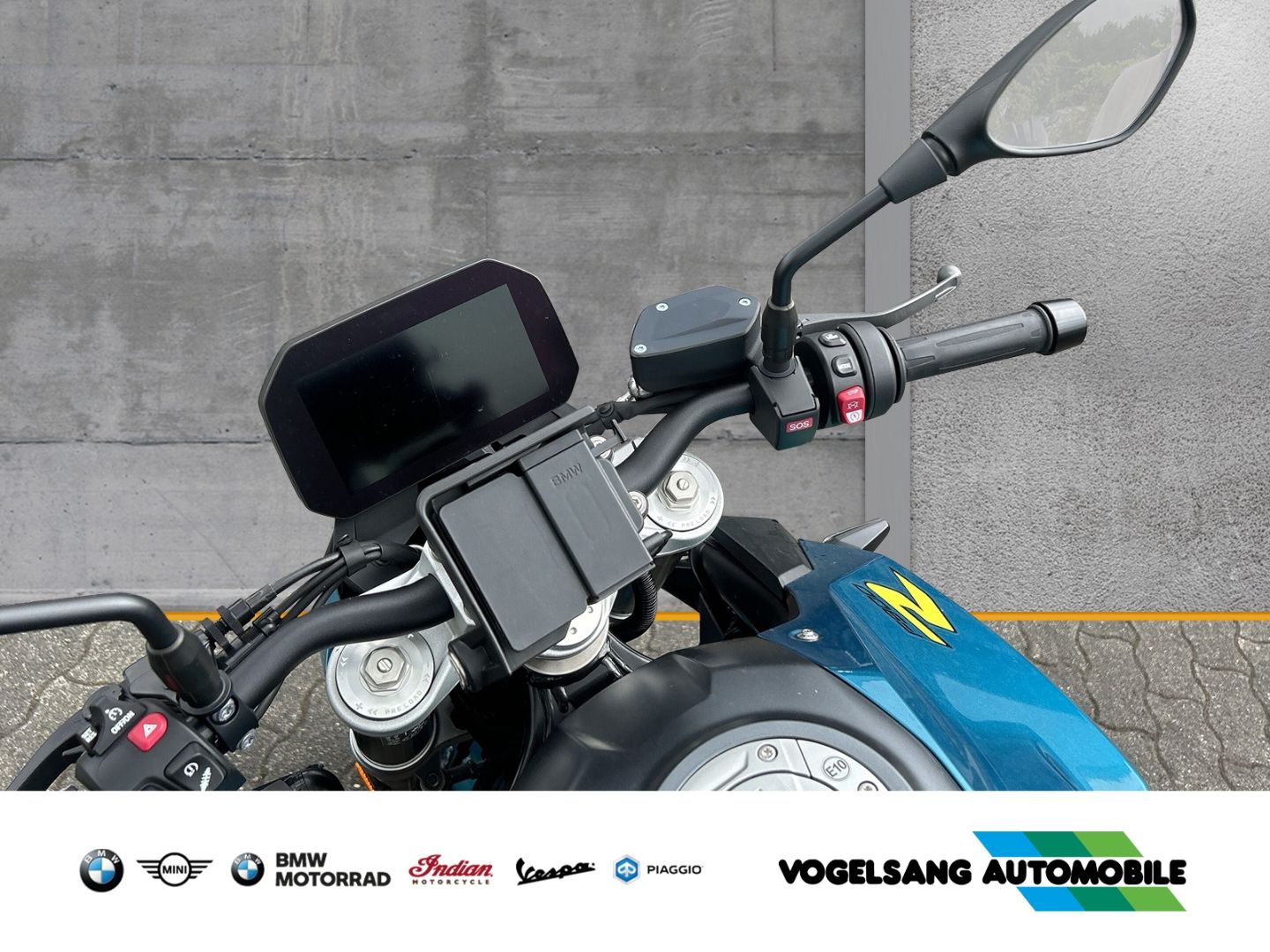 Fahrzeugabbildung BMW F 900 R Dynamik-Paket, Komfort-Paket, RDC, Tempo