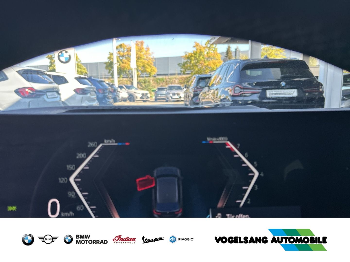 Fahrzeugabbildung BMW 318 iTouring,M Sport,HeadUp,Rückfahrk.,DrivingAs