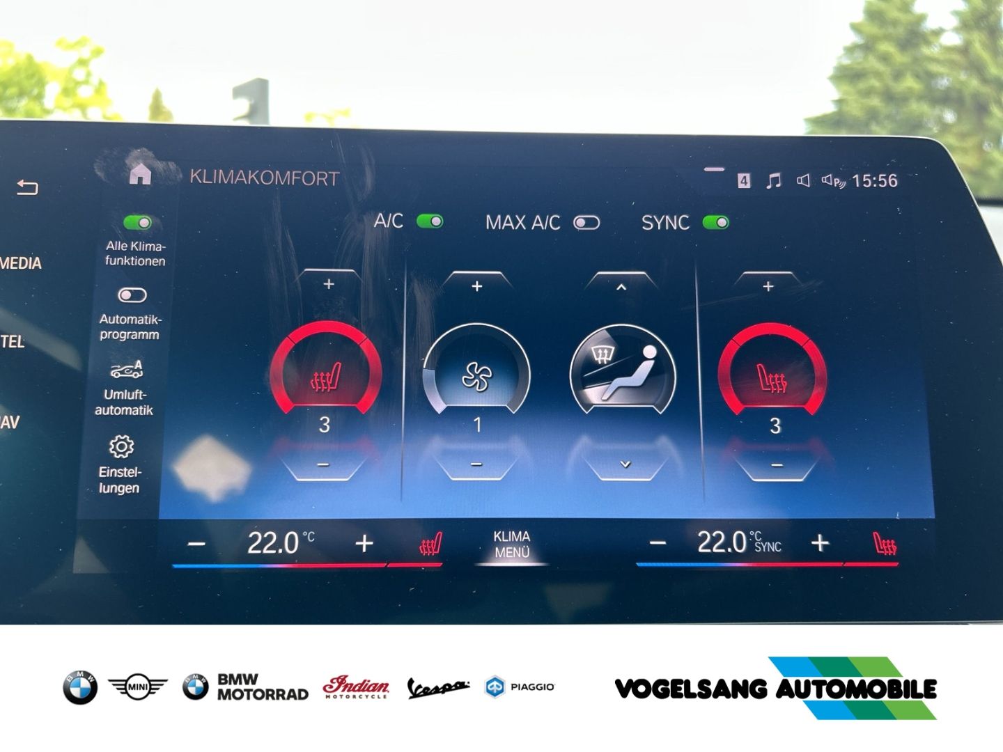 Fahrzeugabbildung BMW X1 xDrive23iA,M Sport,AHK,DrivingAssistentPlus,L