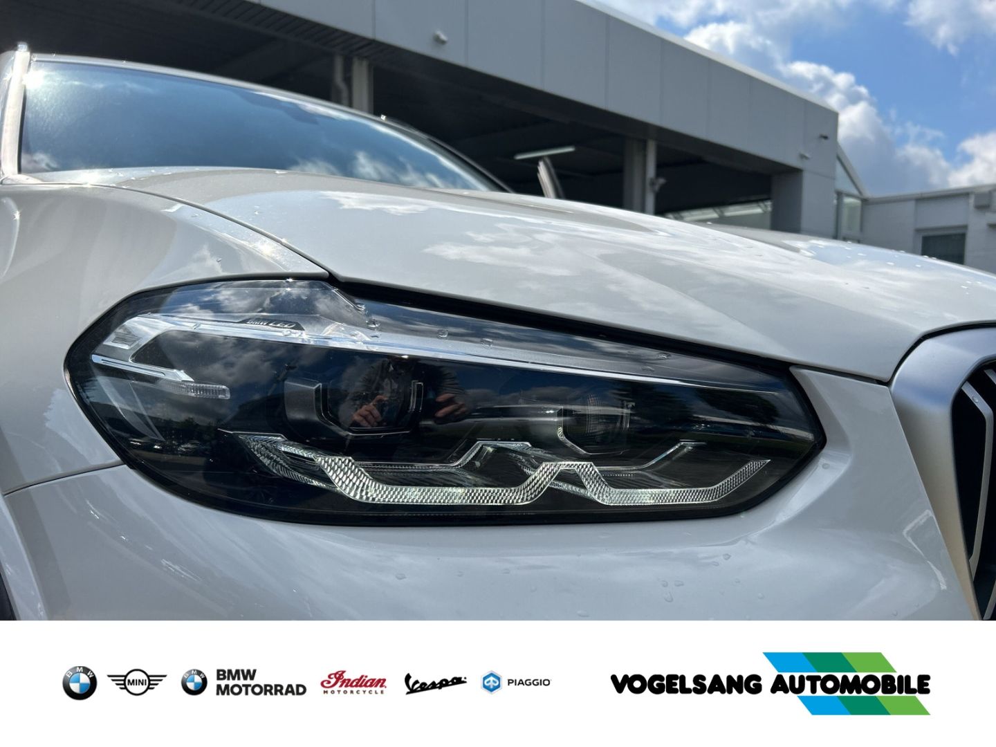 Fahrzeugabbildung BMW X3 20 d M Sport AHK Head-Up HiFi DAB LED