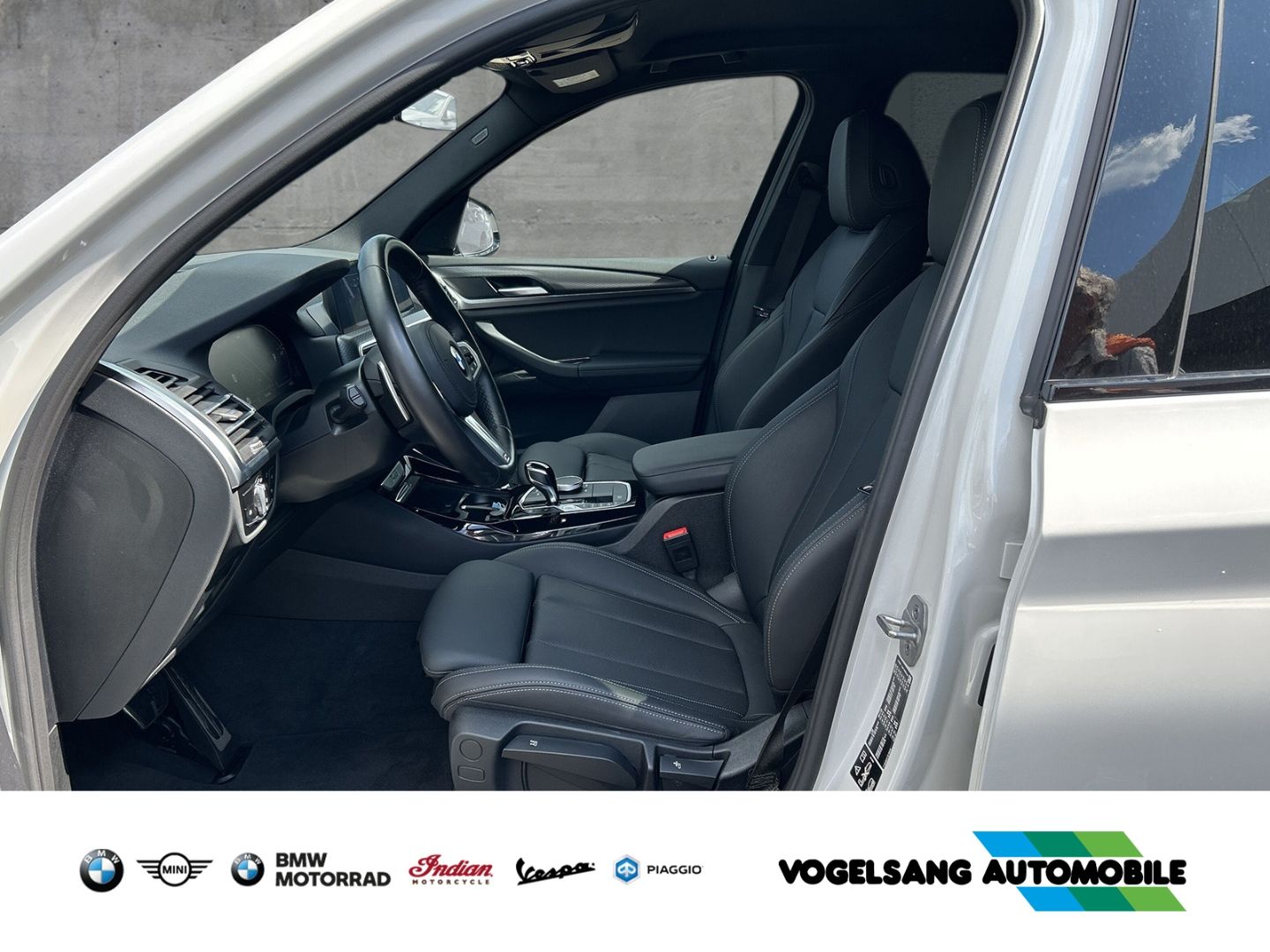 Fahrzeugabbildung BMW X3 20 d M Sport AHK Head-Up HiFi DAB LED