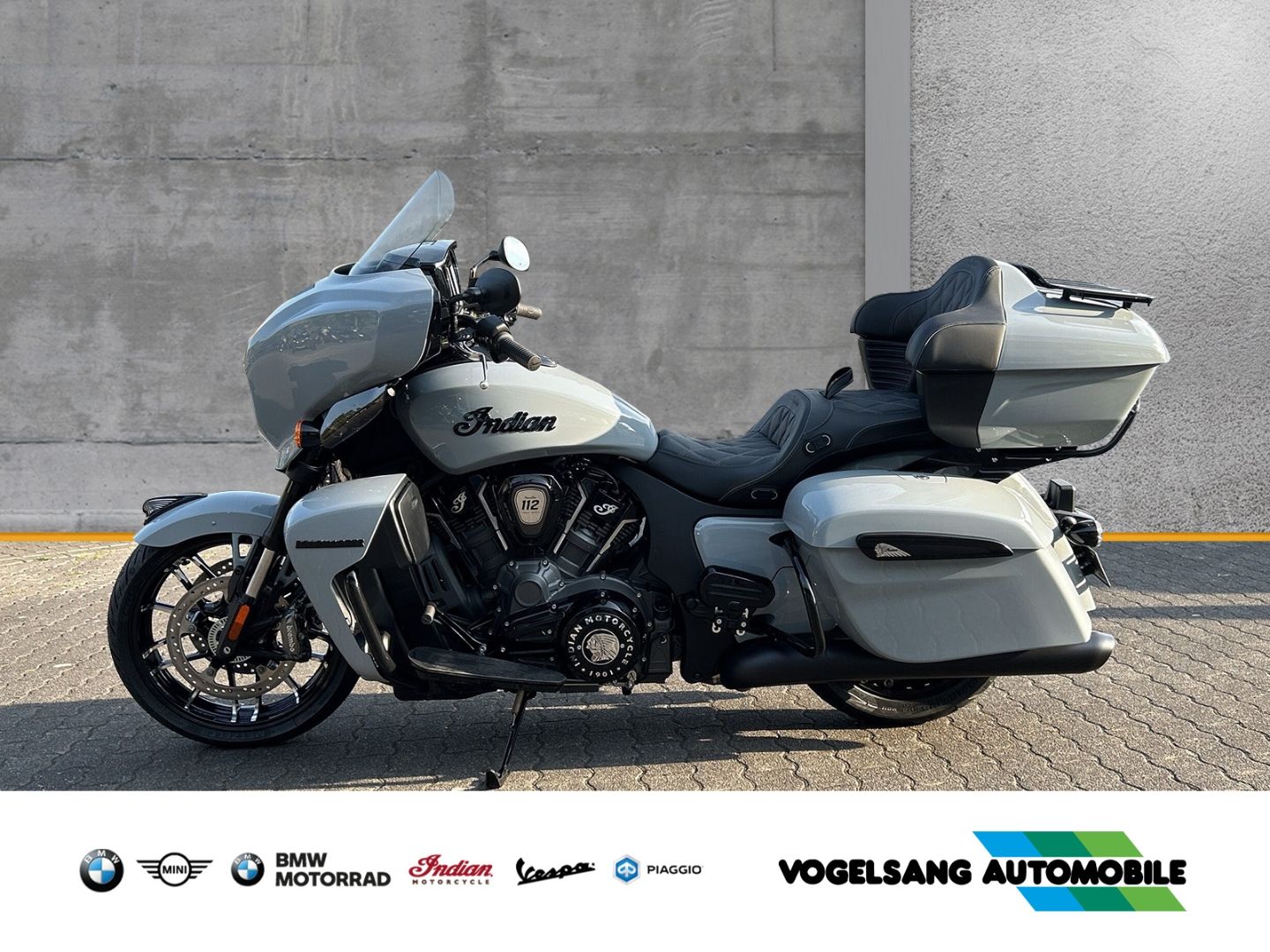 Fahrzeugabbildung Indian Roadmaster Powerplus Dark Horse