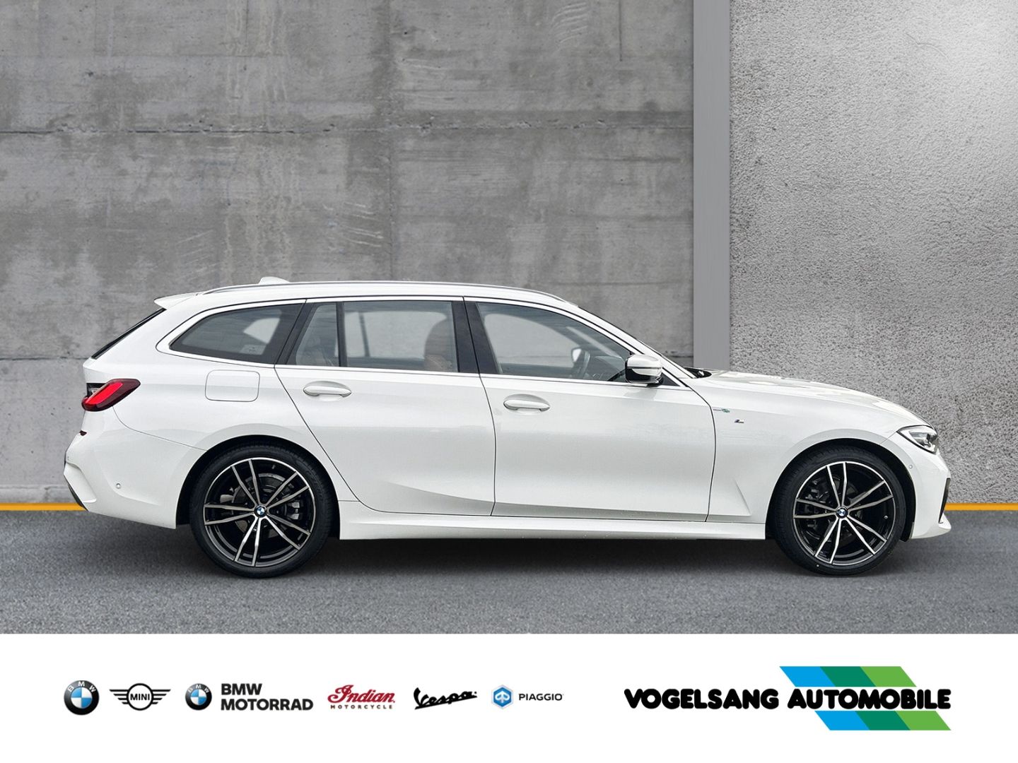 Fahrzeugabbildung BMW 318 dA Touring M Sport 19'LM HiFi Serienfahrwerk