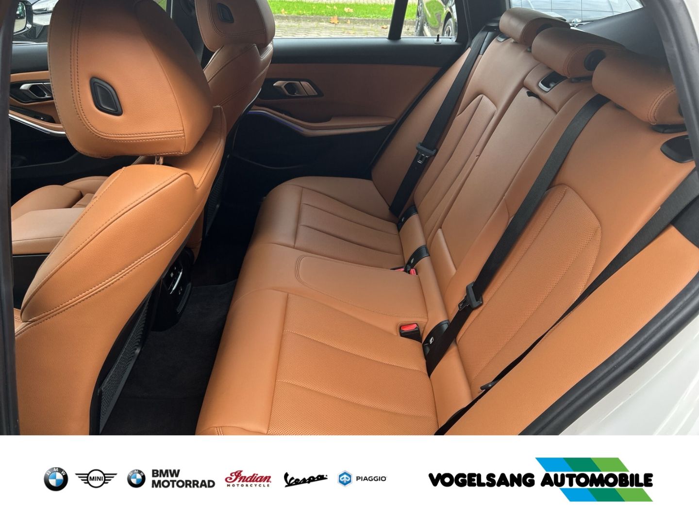 Fahrzeugabbildung BMW 318 dA Touring M Sport 19'LM HiFi Serienfahrwerk