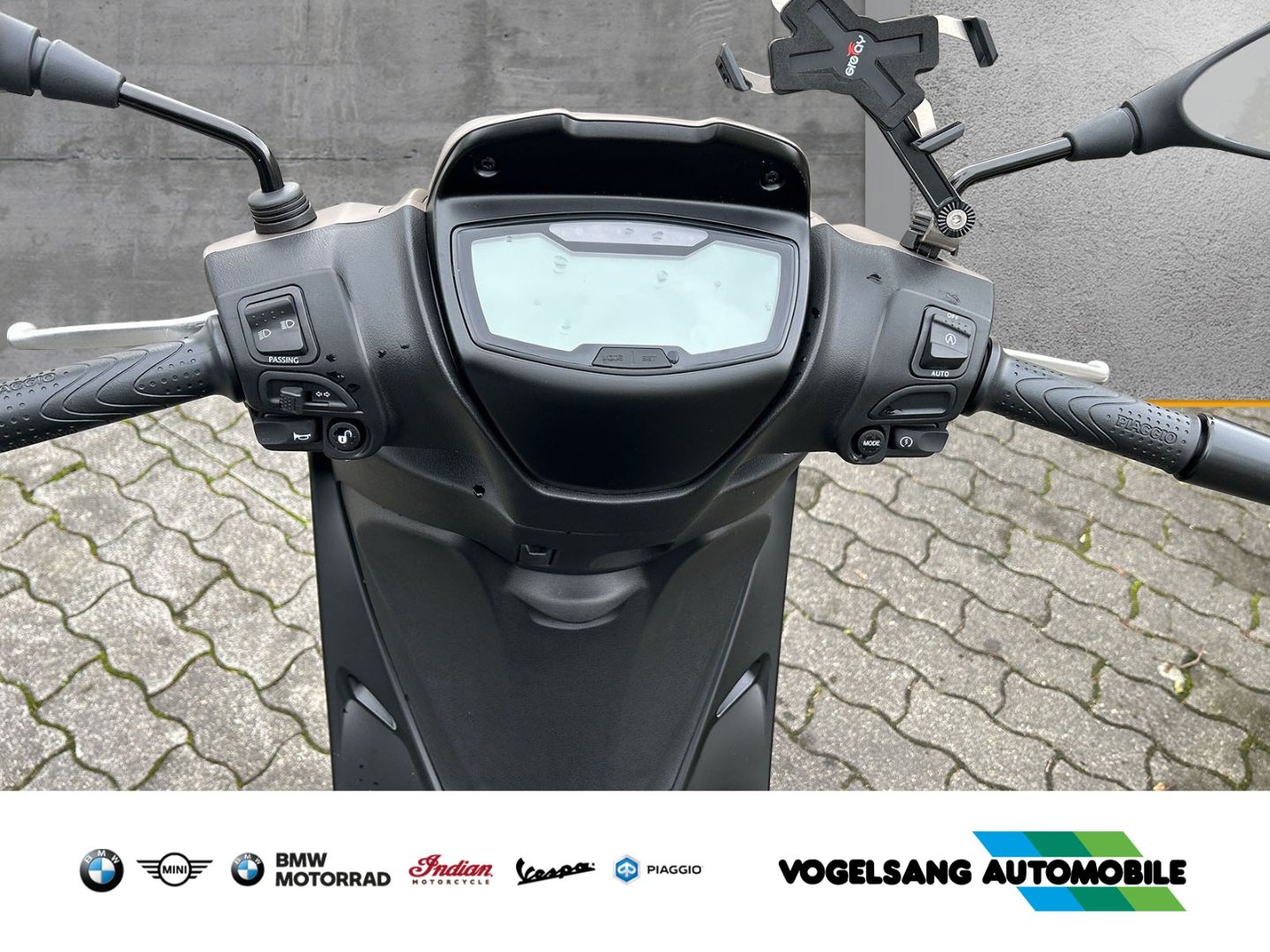 Fahrzeugabbildung Piaggio Medley 150 Sport, I-Get, Topcase mit Rückenpolst