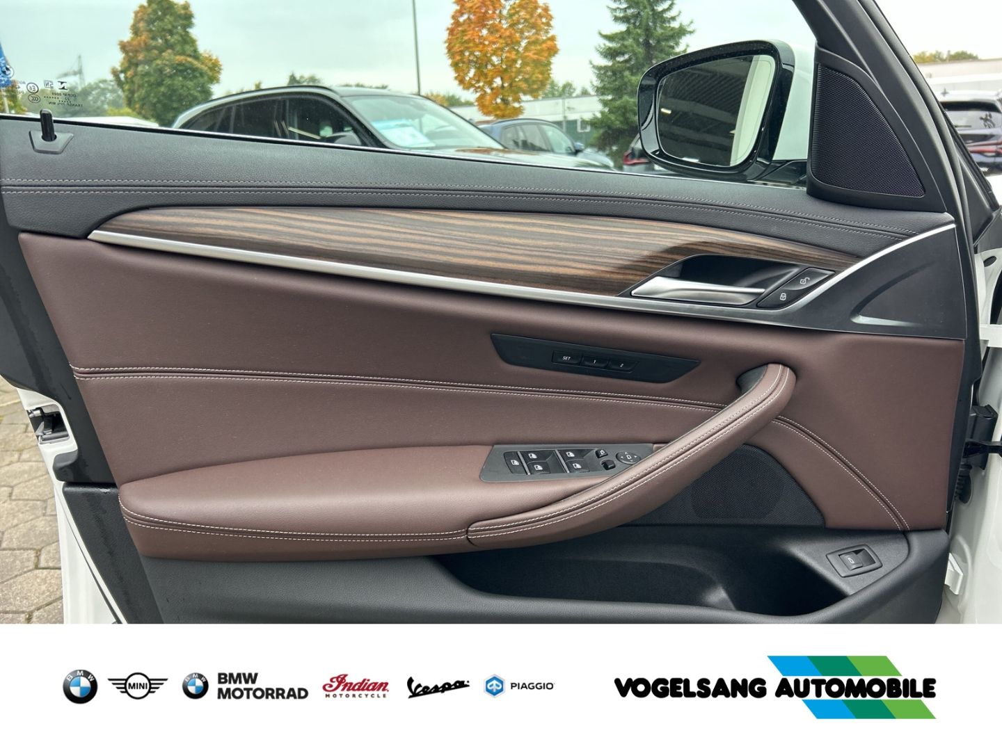 Fahrzeugabbildung BMW 520 dxDriveTouring,Standheizung,Laserlicht,HeadU