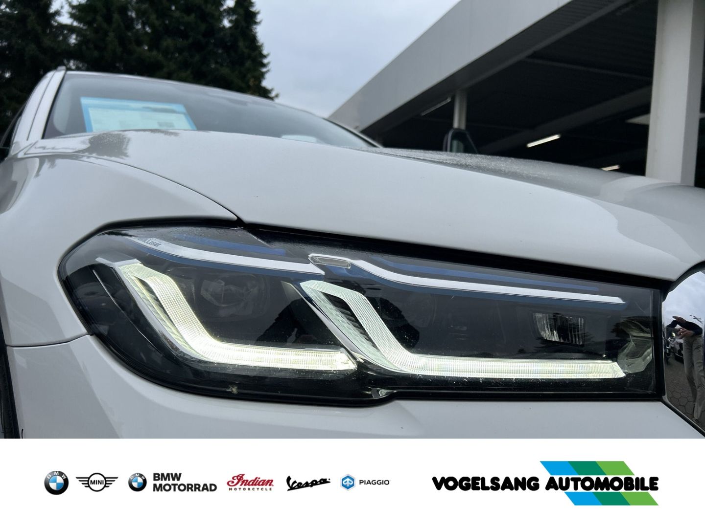 Fahrzeugabbildung BMW 520 dxDriveTouring,Standheizung,Laserlicht,HeadU