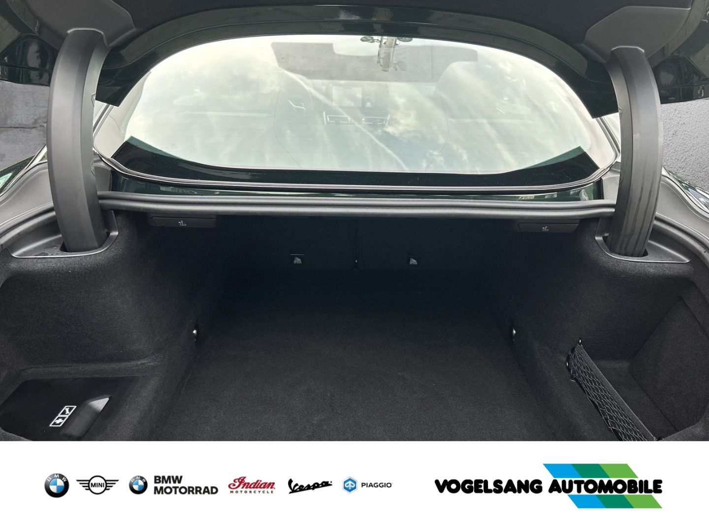 Fahrzeugabbildung BMW 840 d xDrive Coupe,M Sport Pro,Laserlicht,ACC,Su