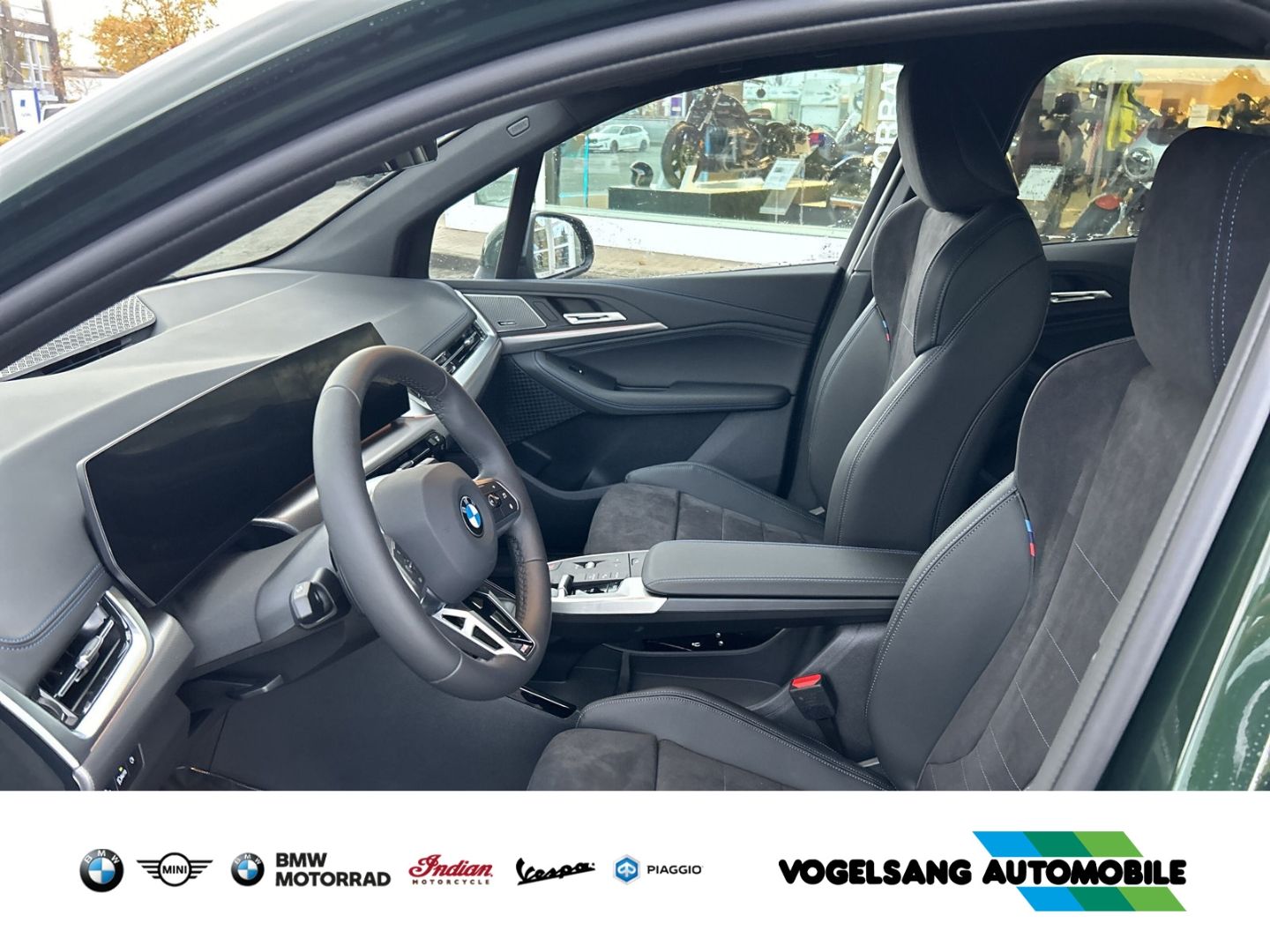 Fahrzeugabbildung BMW 218 M Sport i M Sport Sportpaket AD AHK-klappbar