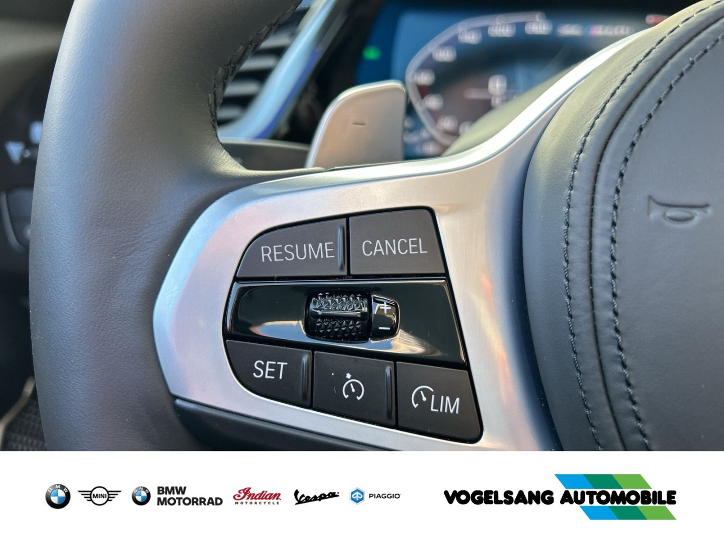 Fahrzeugabbildung BMW Z4 M40i HeadUp,H&KSound,LMFelge19''schwarz,LEDSc