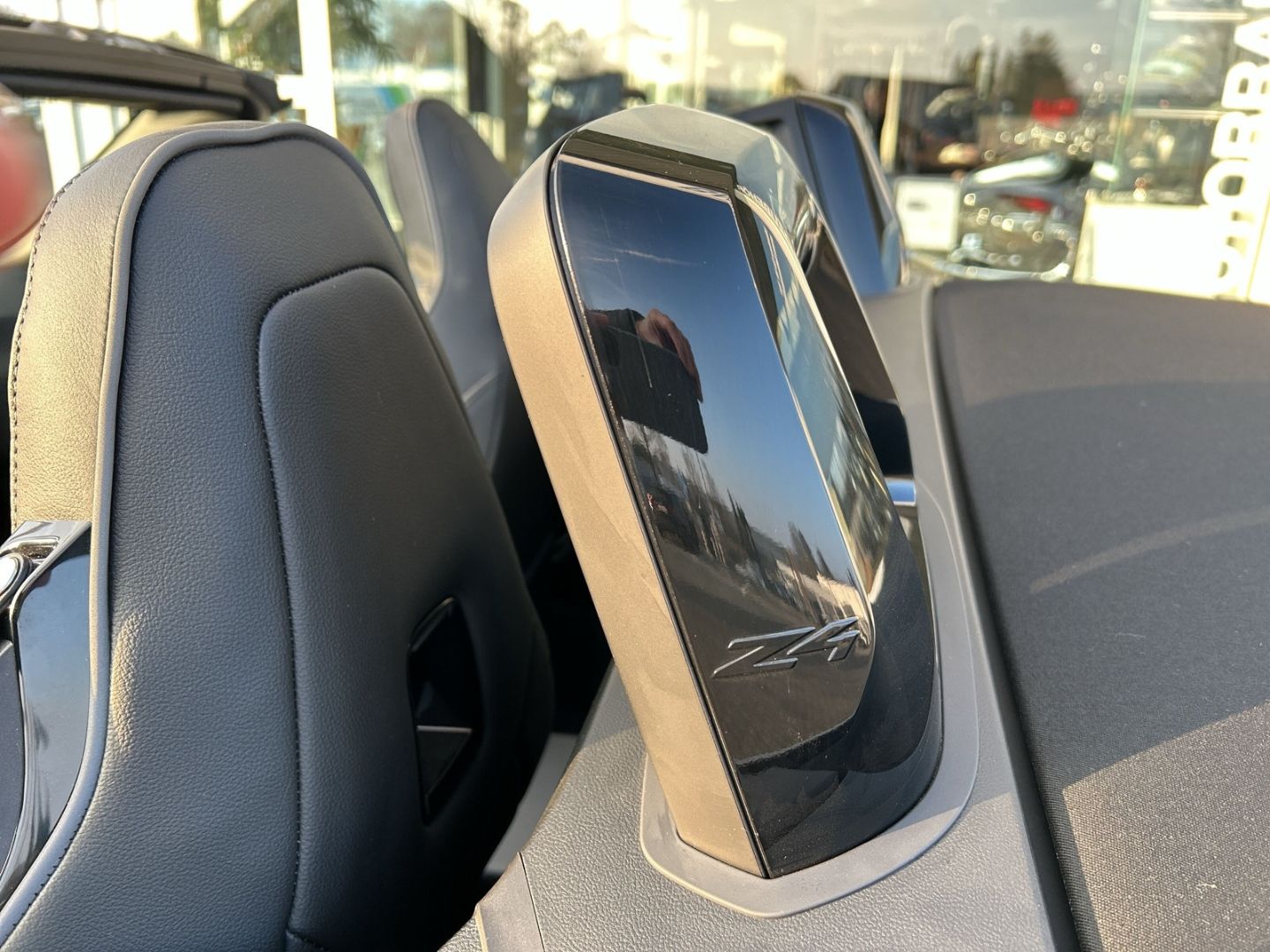 Fahrzeugabbildung BMW Z4 M40i HeadUp,H&KSound,LMFelge19''schwarz,LEDSc