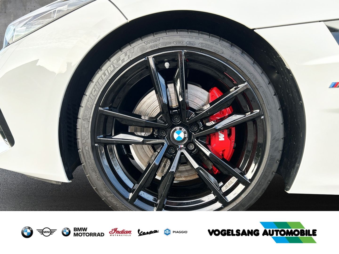 Fahrzeugabbildung BMW Z4 M40i HeadUp,H&KSound,LMFelge19''schwarz,LEDSc