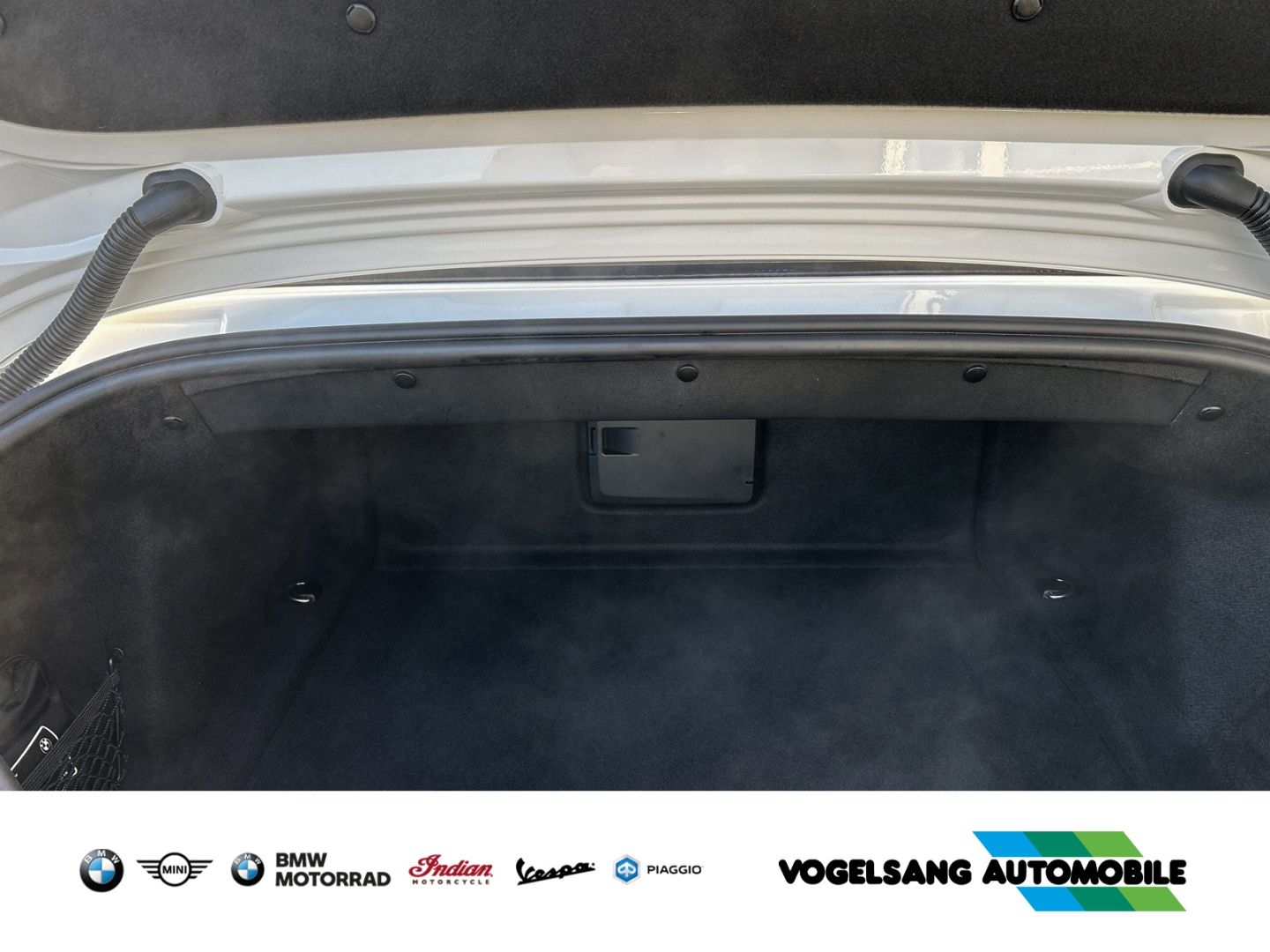 Fahrzeugabbildung BMW Z4 M40i HeadUp,H&KSound,LMFelge19''schwarz,LEDSc