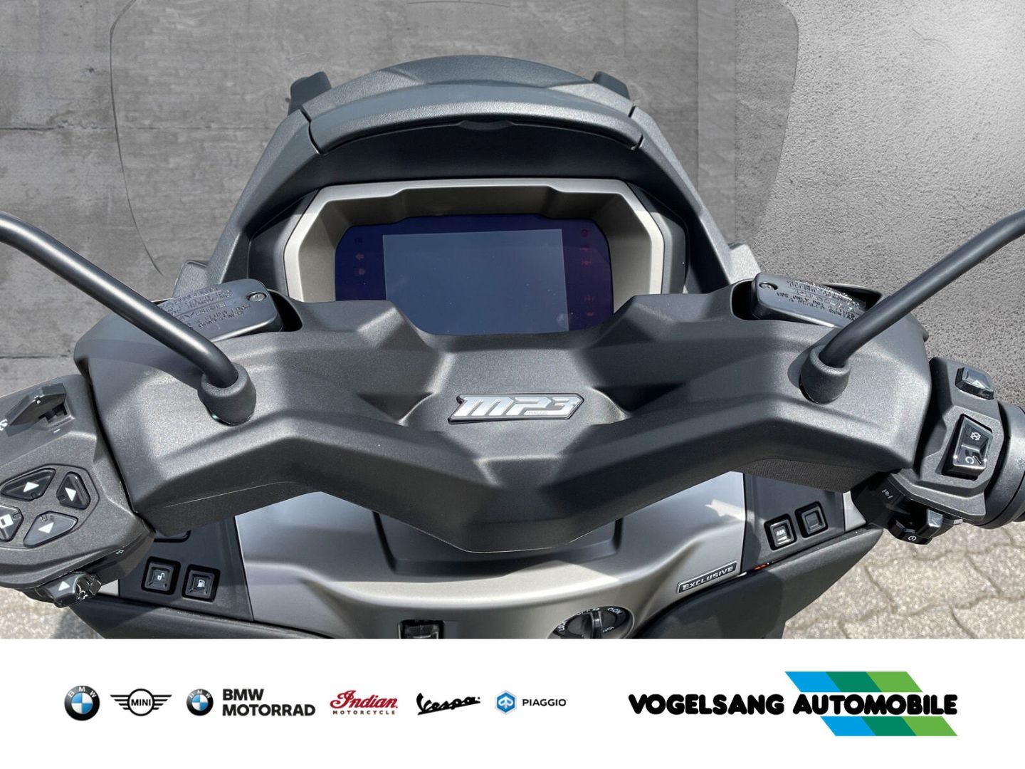 Fahrzeugabbildung Piaggio MP3 530 Exclusive, Aktionspreis Modell 2024, Rüc