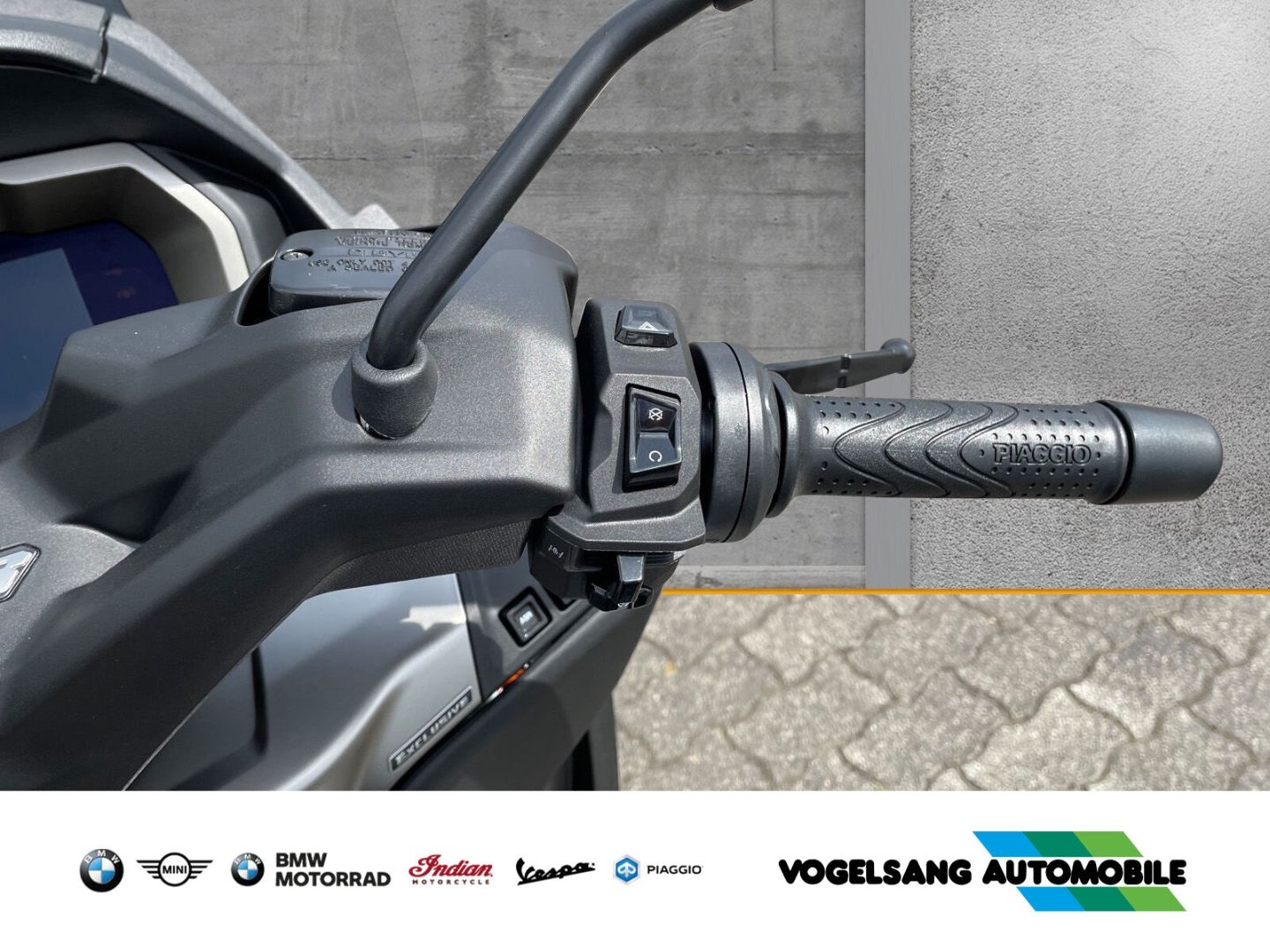 Fahrzeugabbildung Piaggio MP3 530 Exclusive, Aktionspreis Modell 2024, Rüc