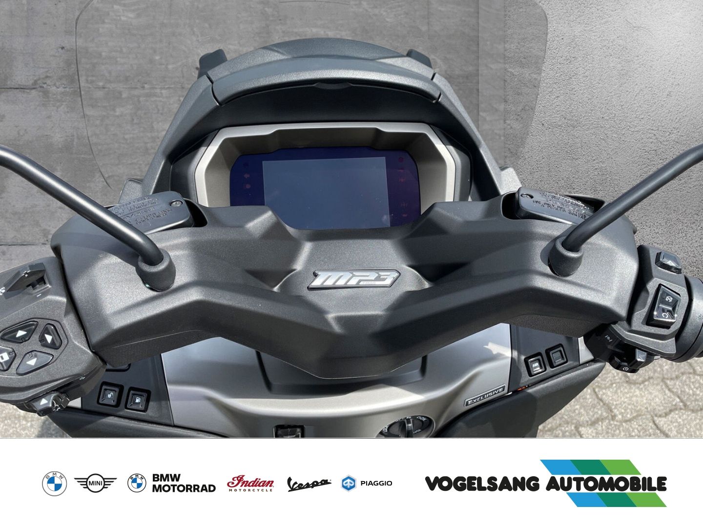 Fahrzeugabbildung Piaggio MP3 530 Exclusive, Rückfahrhilfe / Kamera, Tempo