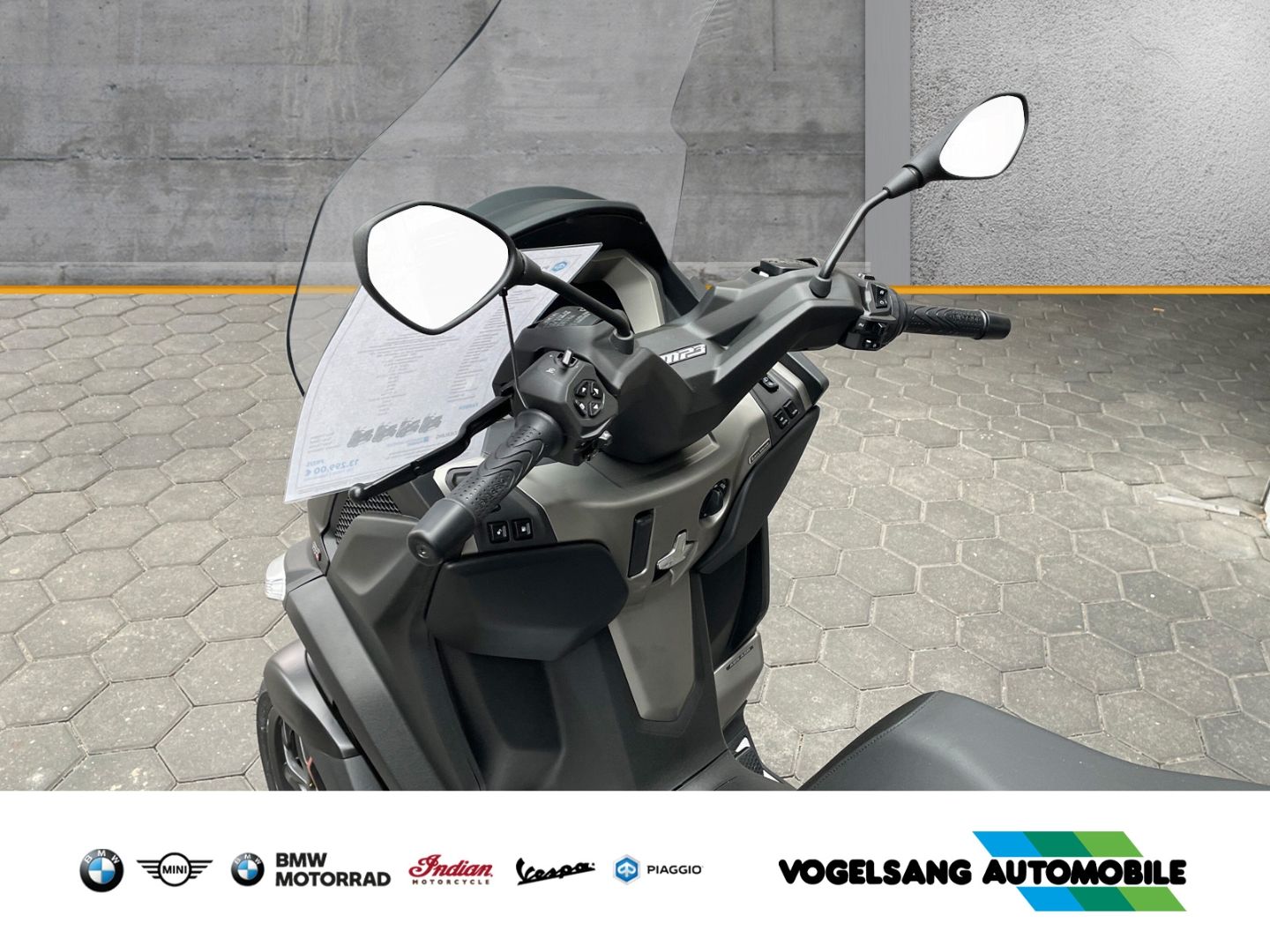 Fahrzeugabbildung Piaggio MP3 530 HPE Exclusive, Rückfahrhilfe / Kamera, T