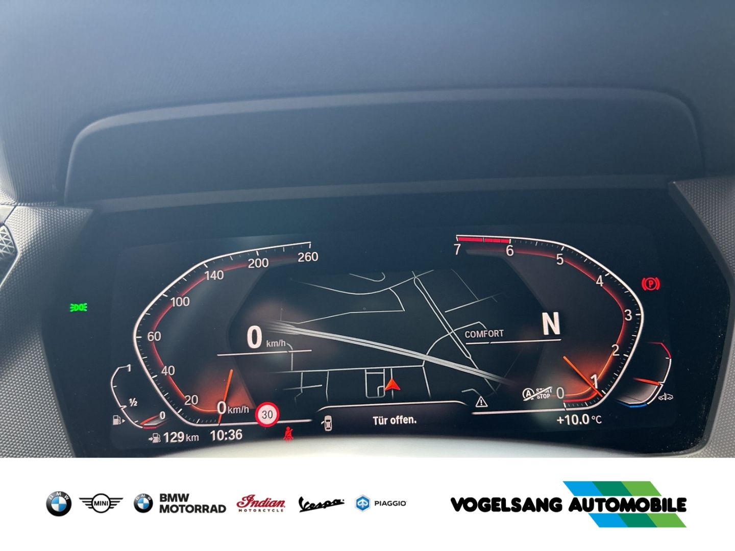 Fahrzeugabbildung BMW 118 Sport Line Head-Up Navi groß Harman/Kardon L