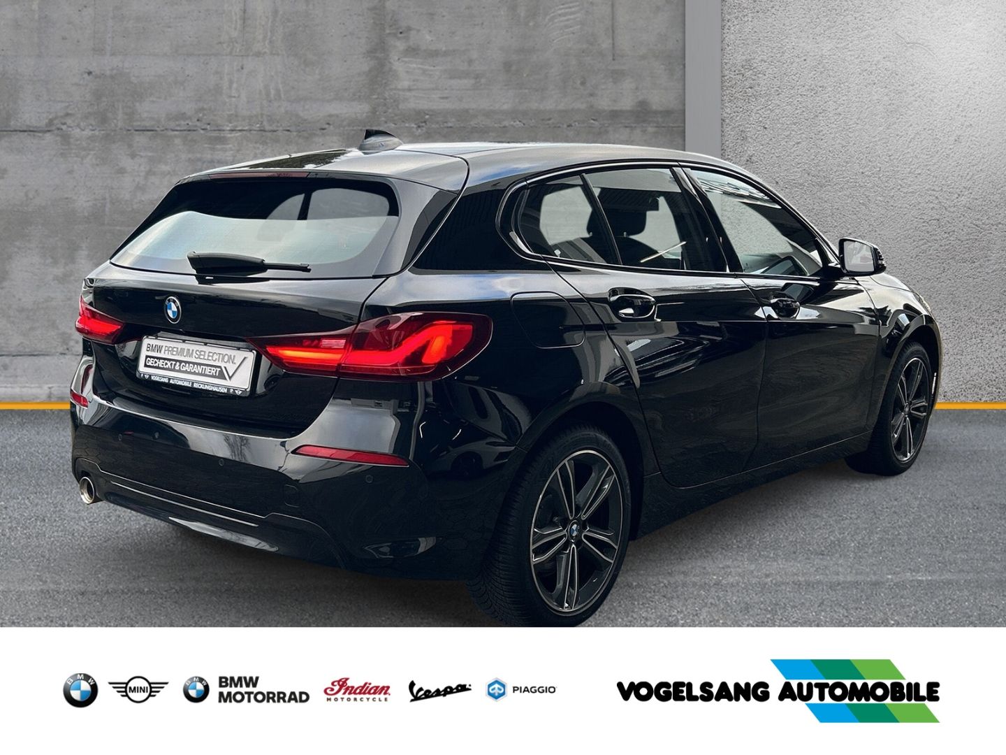 Fahrzeugabbildung BMW 118 Sport Line Head-Up Navi groß Harman/Kardon L